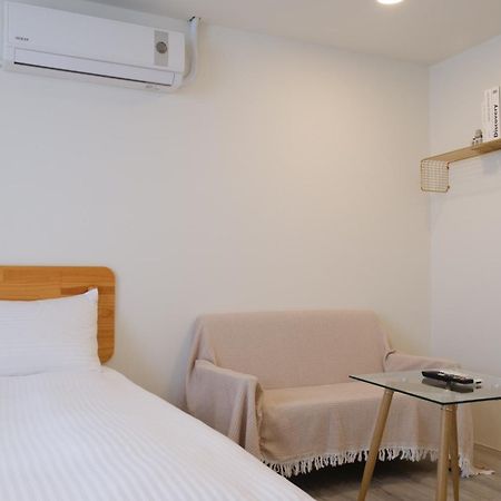 See U Apartment Tainan Exterior foto